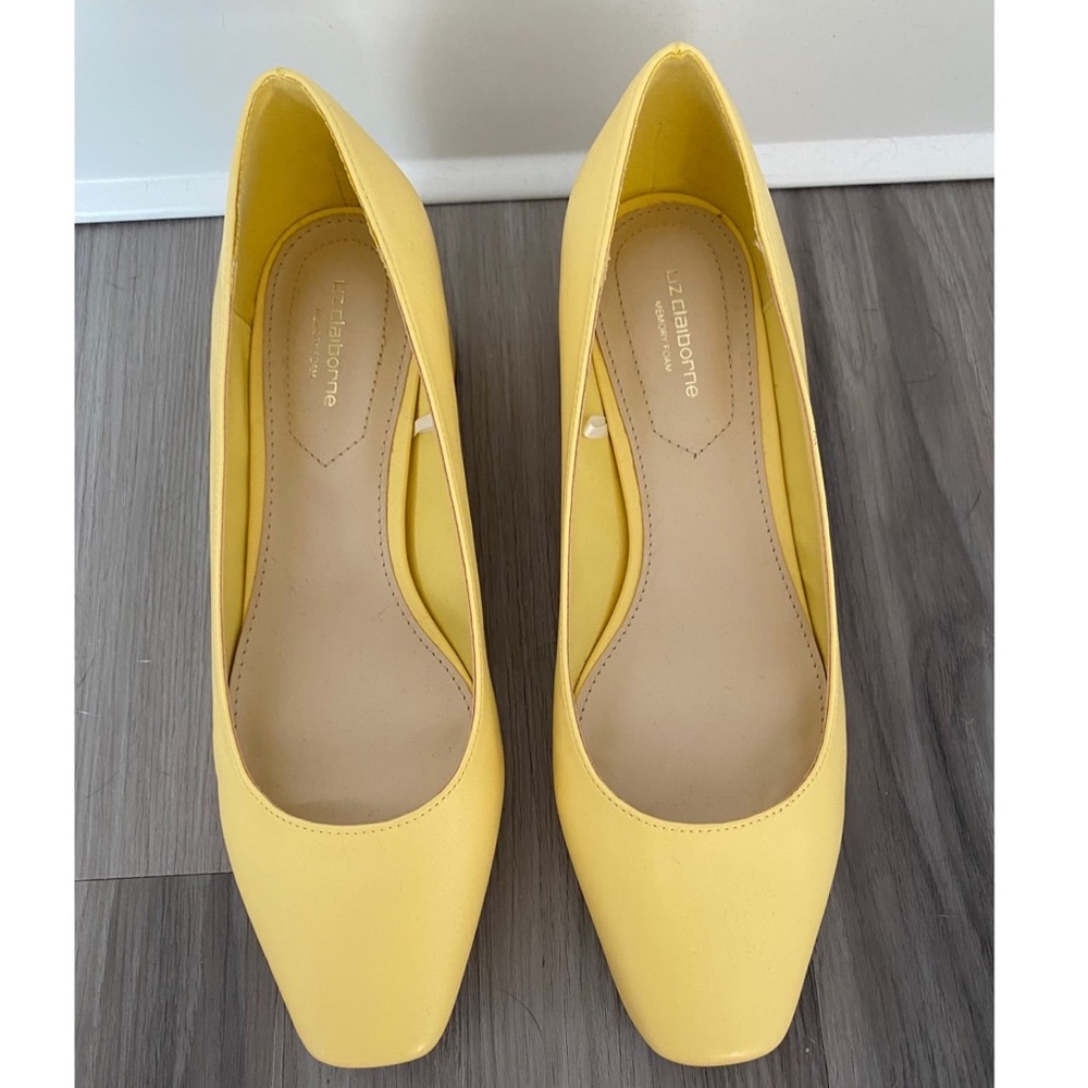 NWOB Yellow Pumps